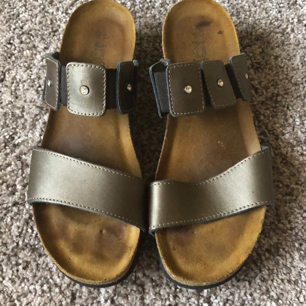 Naot size 9